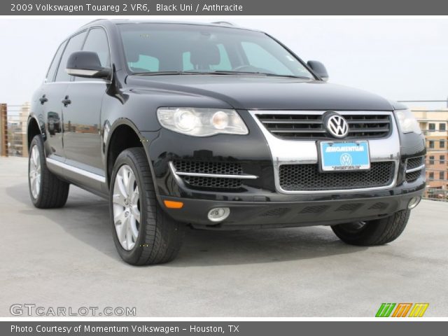 2009 Volkswagen Touareg 2 VR6 in Black Uni
