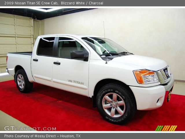 2009 Nissan Titan SE Crew Cab in Blizzard White