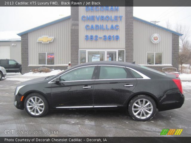 2013 Cadillac XTS Luxury FWD in Black Raven