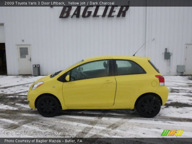 2009 Toyota Yaris 3 Door Liftback in Yellow Jolt
