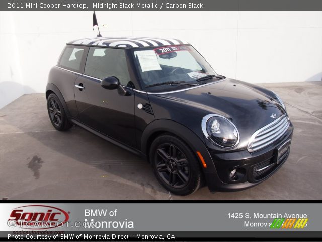 2011 Mini Cooper Hardtop in Midnight Black Metallic