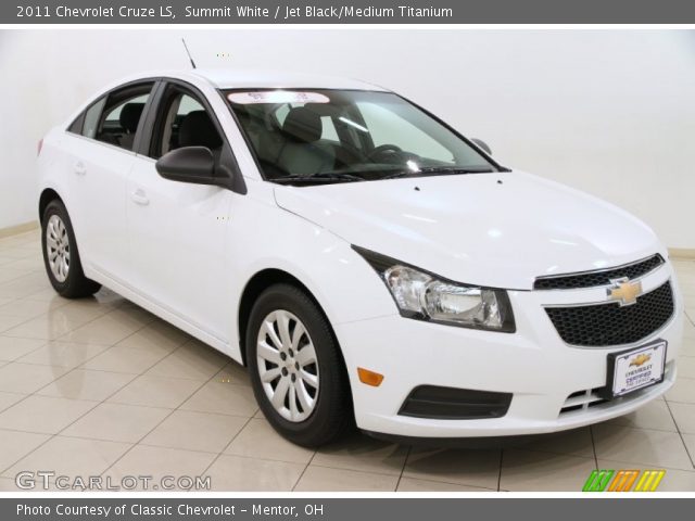 2011 Chevrolet Cruze LS in Summit White