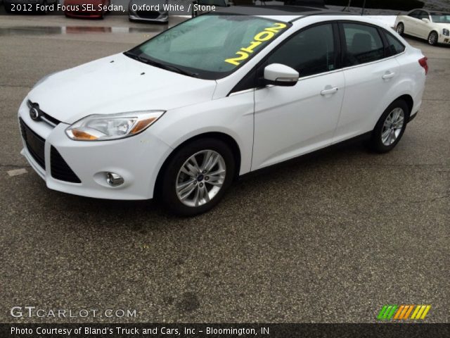 2012 Ford Focus SEL Sedan in Oxford White