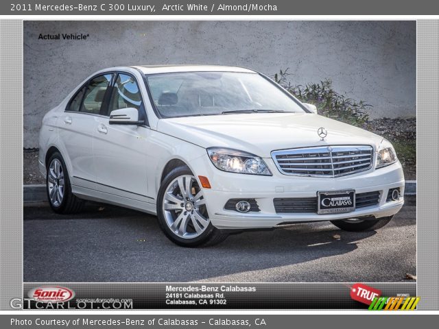 2011 Mercedes-Benz C 300 Luxury in Arctic White
