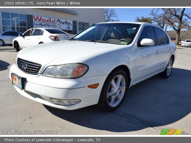 2003 Infiniti I 35 in Ivory Pearl White