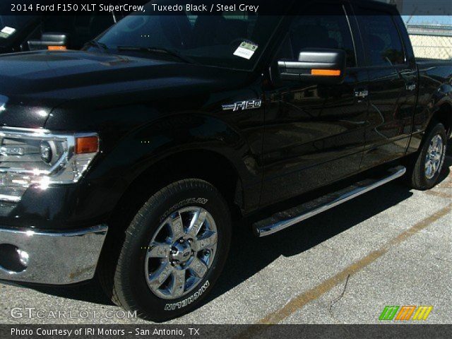 2014 Ford F150 XLT SuperCrew in Tuxedo Black