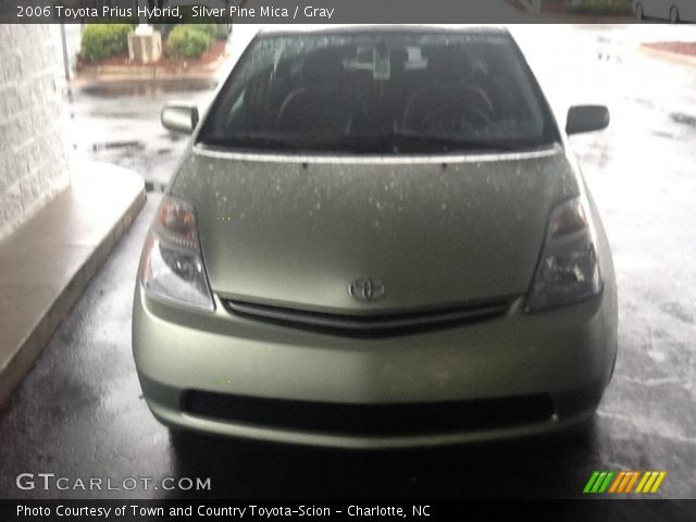 2006 Toyota Prius Hybrid in Silver Pine Mica