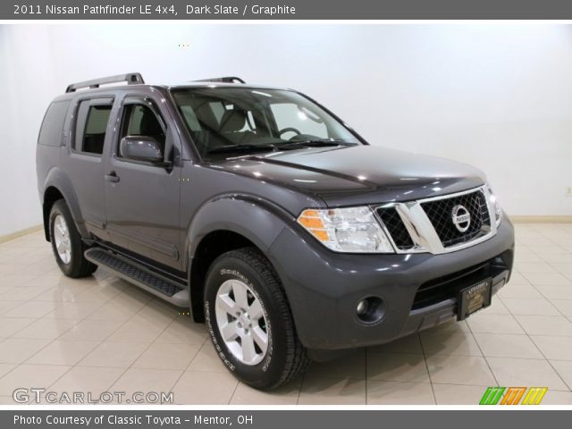 2011 Nissan Pathfinder LE 4x4 in Dark Slate