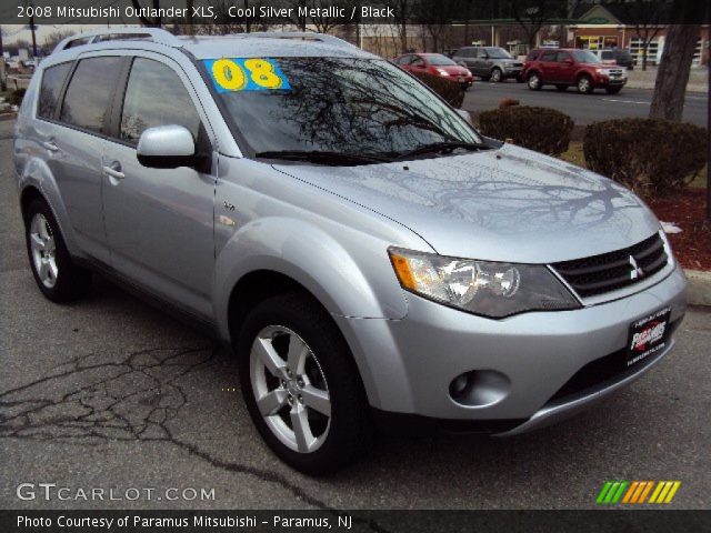 2008 Mitsubishi Outlander XLS in Cool Silver Metallic