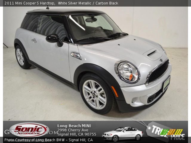 2011 Mini Cooper S Hardtop in White Silver Metallic