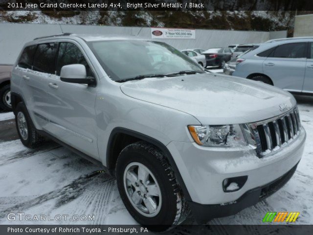 2011 Jeep Grand Cherokee Laredo 4x4 in Bright Silver Metallic