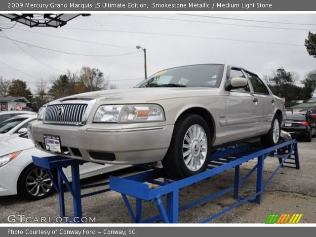 2009 Mercury Grand Marquis LS Ultimate Edition in Smokestone Metallic