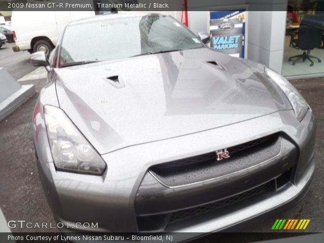 2009 Nissan GT-R Premium in Titanium Metallic
