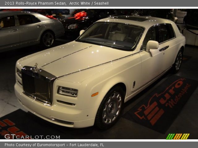 2013 Rolls-Royce Phantom Sedan in Arctic White