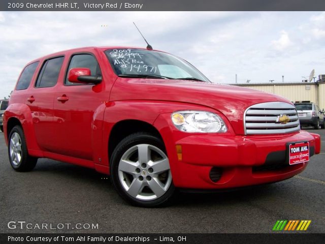 2009 Chevrolet HHR LT in Victory Red