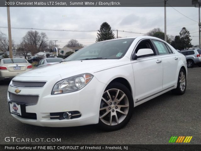 2009 Chevrolet Malibu LTZ Sedan in Summit White