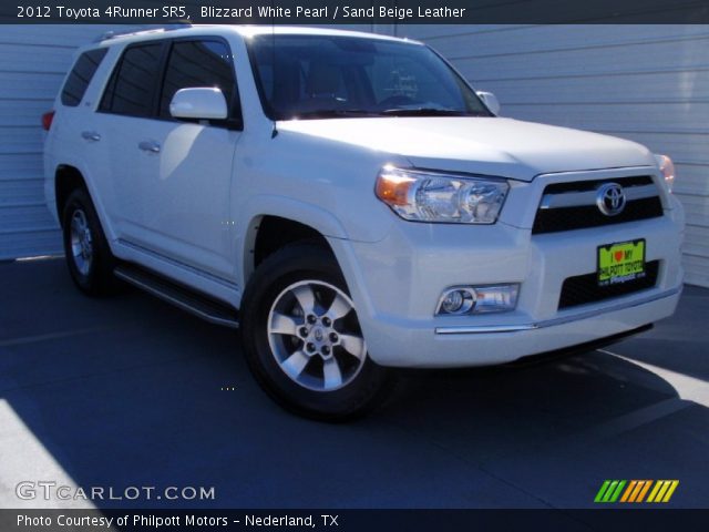 2012 Toyota 4Runner SR5 in Blizzard White Pearl