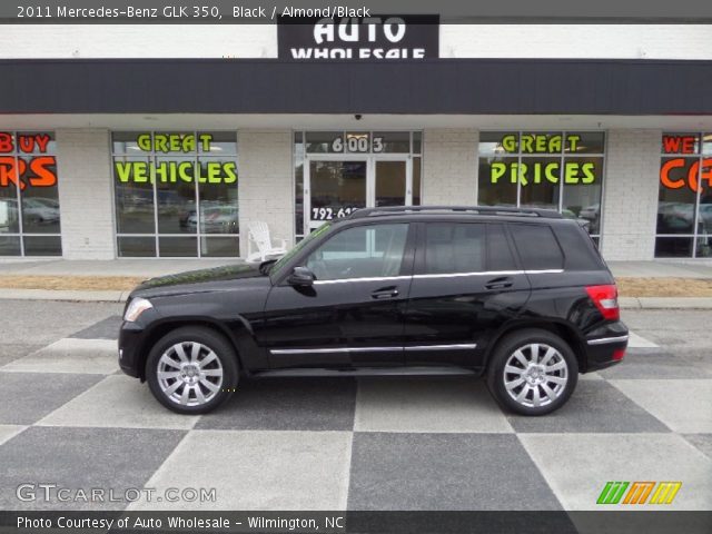 2011 Mercedes-Benz GLK 350 in Black