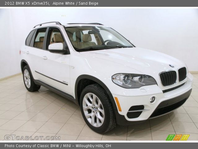 2012 BMW X5 xDrive35i in Alpine White
