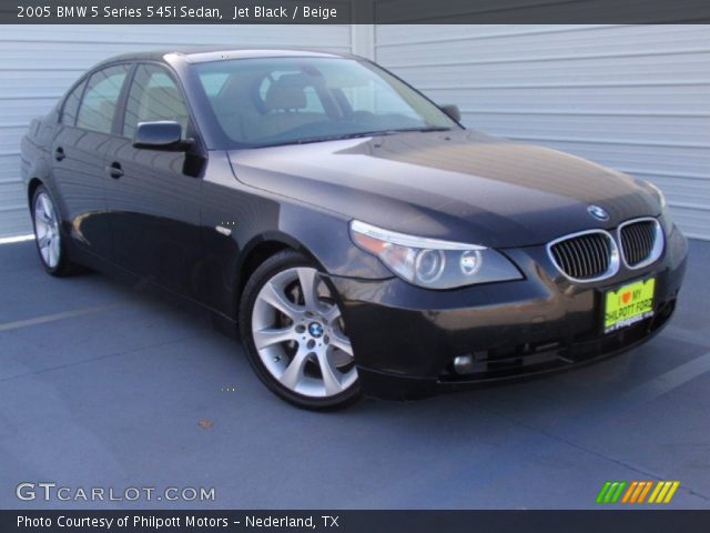 2005 BMW 5 Series 545i Sedan in Jet Black