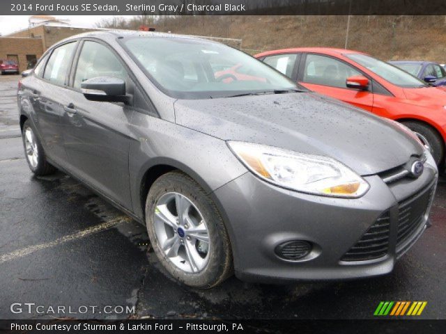 2014 Ford Focus SE Sedan in Sterling Gray
