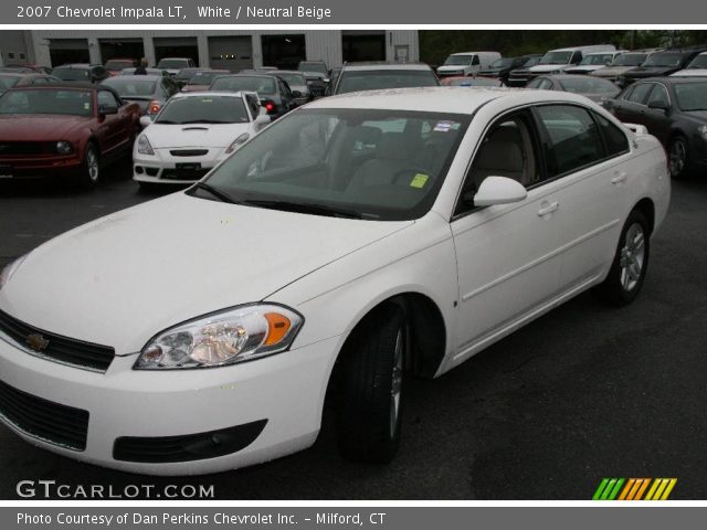 2007 Chevrolet Impala LT in White