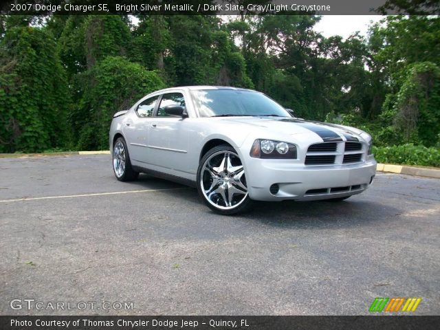2007 Dodge Charger SE in Bright Silver Metallic