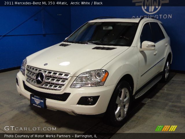 2011 Mercedes-Benz ML 350 4Matic in Arctic White