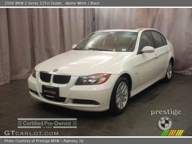 2006 BMW 3 Series 325xi Sedan in Alpine White
