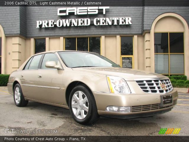 2006 Cadillac DTS  in Light Cashmere Metallic
