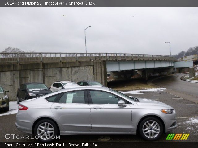 2014 Ford Fusion SE in Ingot Silver