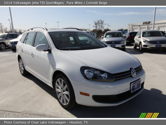 2014 Volkswagen Jetta TDI SportWagen in Pure White