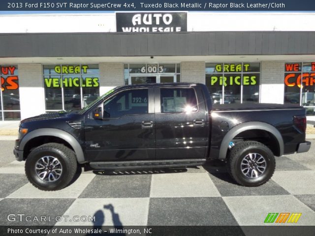 2013 Ford F150 SVT Raptor SuperCrew 4x4 in Tuxedo Black Metallic