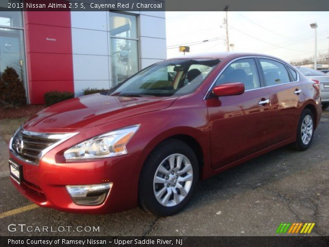 2013 Nissan Altima 2.5 S in Cayenne Red