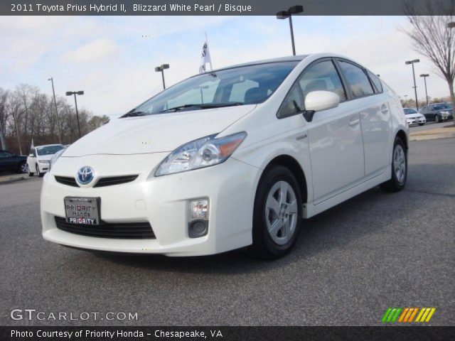 2011 Toyota Prius Hybrid II in Blizzard White Pearl