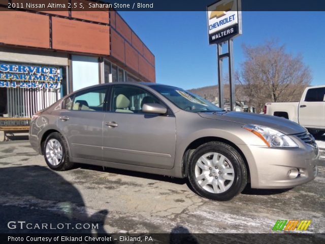 2011 Nissan Altima 2.5 S in Saharan Stone