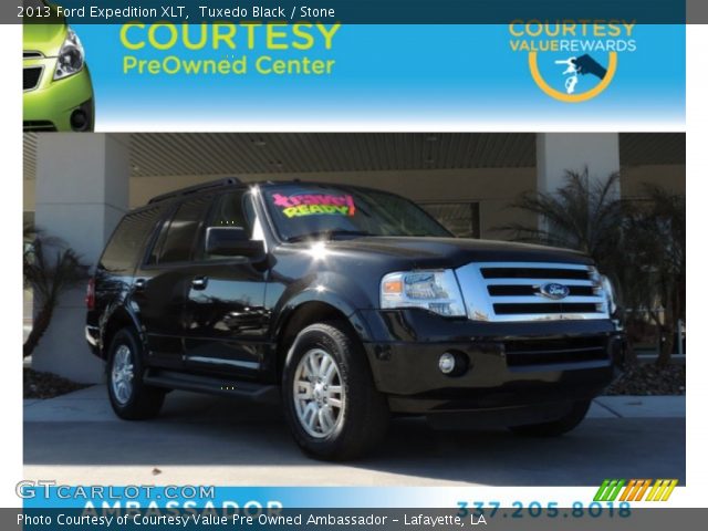 2013 Ford Expedition XLT in Tuxedo Black