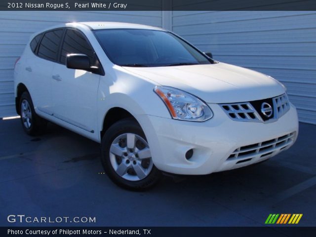 2012 Nissan Rogue S in Pearl White