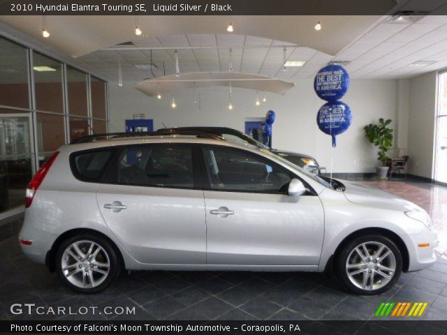 2010 Hyundai Elantra Touring SE in Liquid Silver