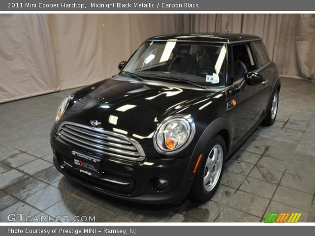 2011 Mini Cooper Hardtop in Midnight Black Metallic
