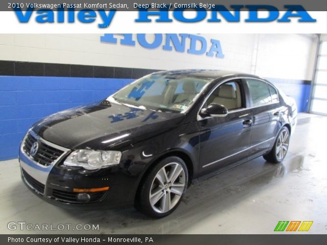 2010 Volkswagen Passat Komfort Sedan in Deep Black