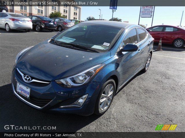 2014 Hyundai Elantra SE Sedan in Windy Sea Blue