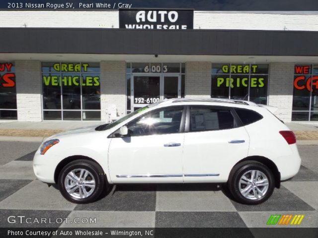2013 Nissan Rogue SV in Pearl White