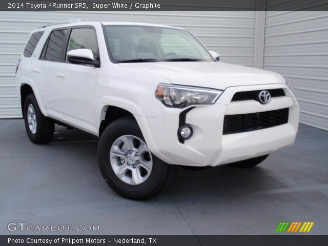 2014 Toyota 4Runner SR5 in Super White