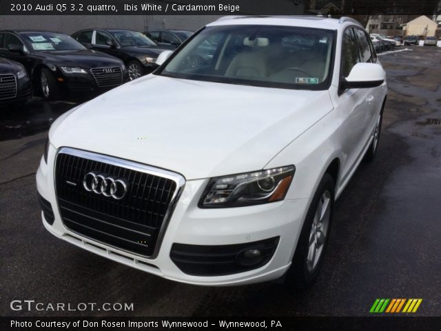 2010 Audi Q5 3.2 quattro in Ibis White