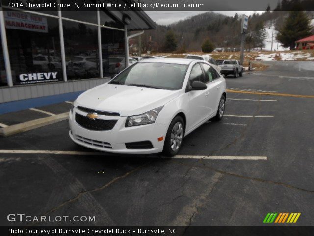 2014 Chevrolet Cruze LS in Summit White