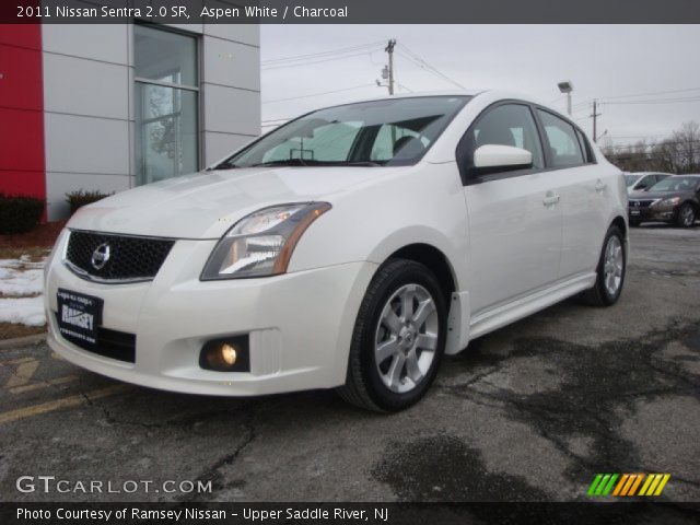 2011 Nissan Sentra 2.0 SR in Aspen White