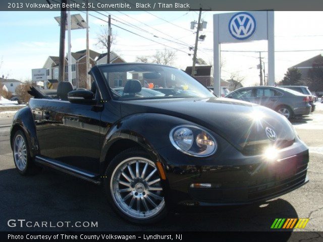 2013 Volkswagen Beetle 2.5L Convertible in Black