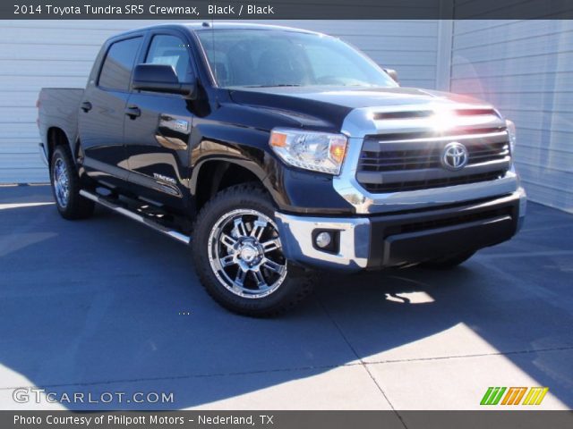 2014 Toyota Tundra SR5 Crewmax in Black