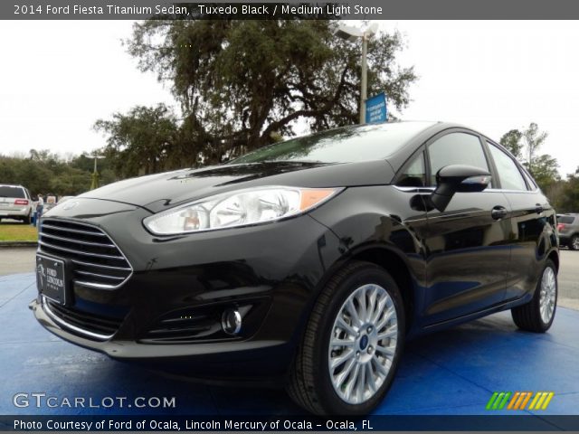 2014 Ford Fiesta Titanium Sedan in Tuxedo Black
